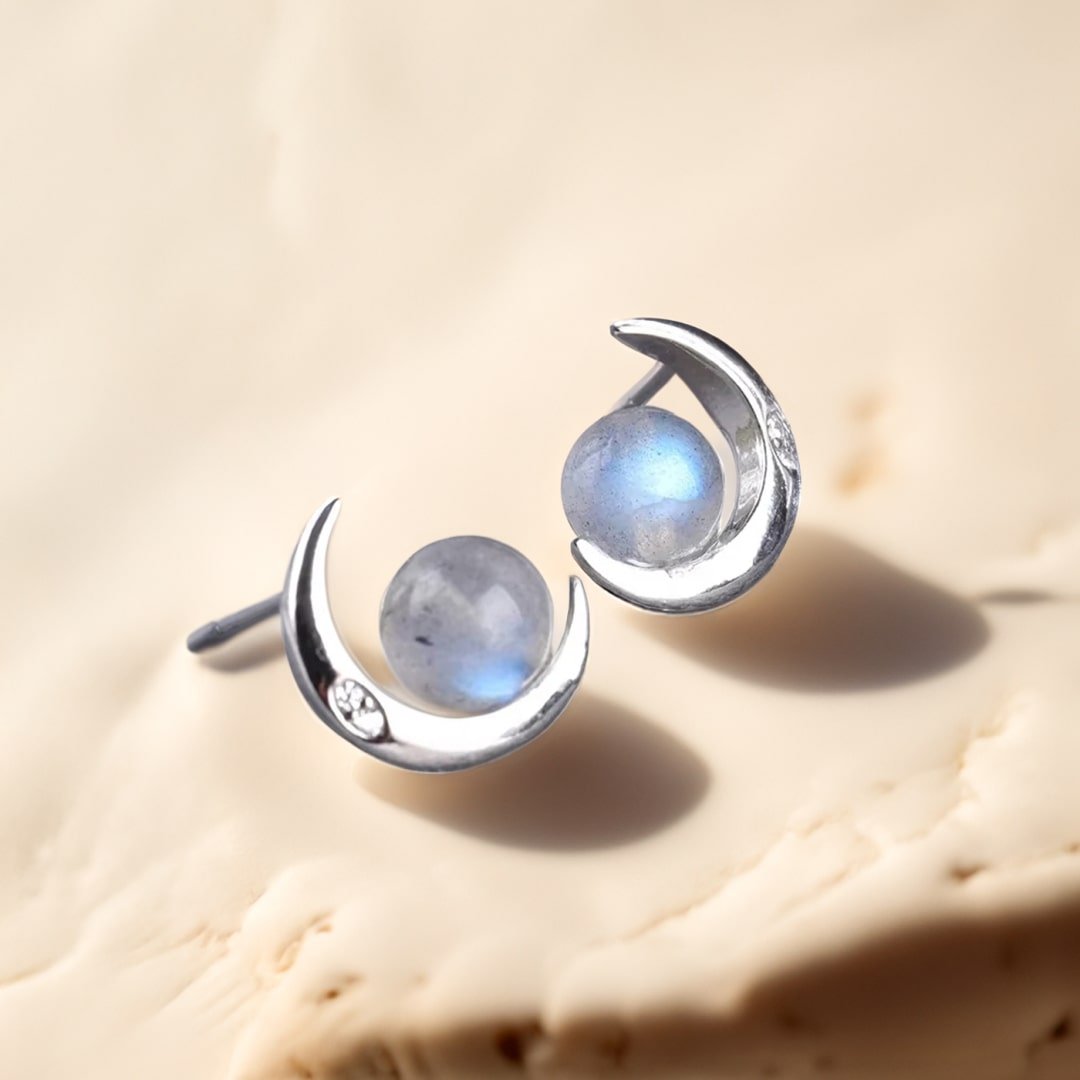 Mystische Mond-Ohrringe aus Labradorit & Silber