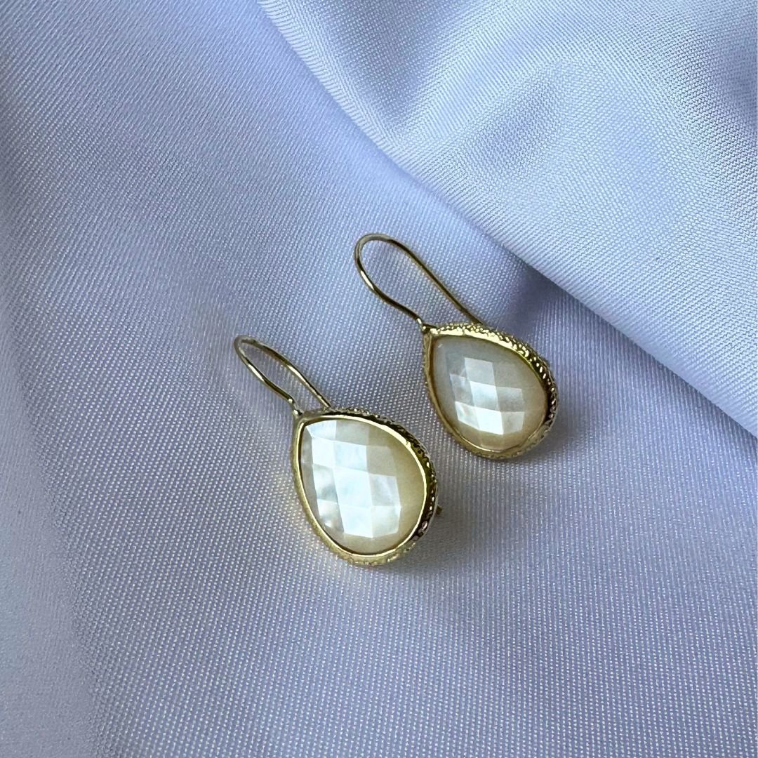 Mother-of-Pearl Drop Earrings – Bild 4
