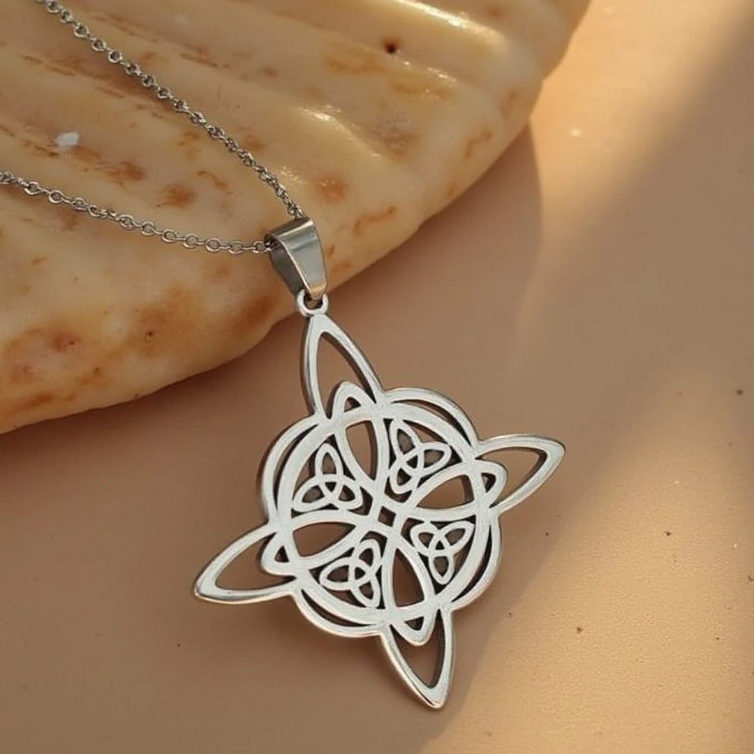"Eternal Protection" Pendant in Witch's Knot – Bild 7