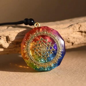 Orgonite Anhänger "Sri Yantra - 7 Chakras"