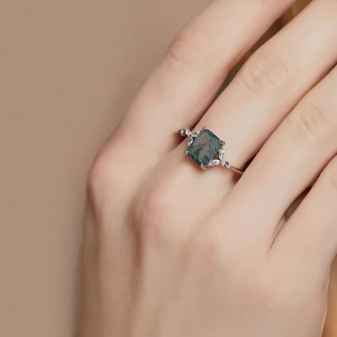 "Verdant Balance" ring in Moss Agate and Silver – Bild 2