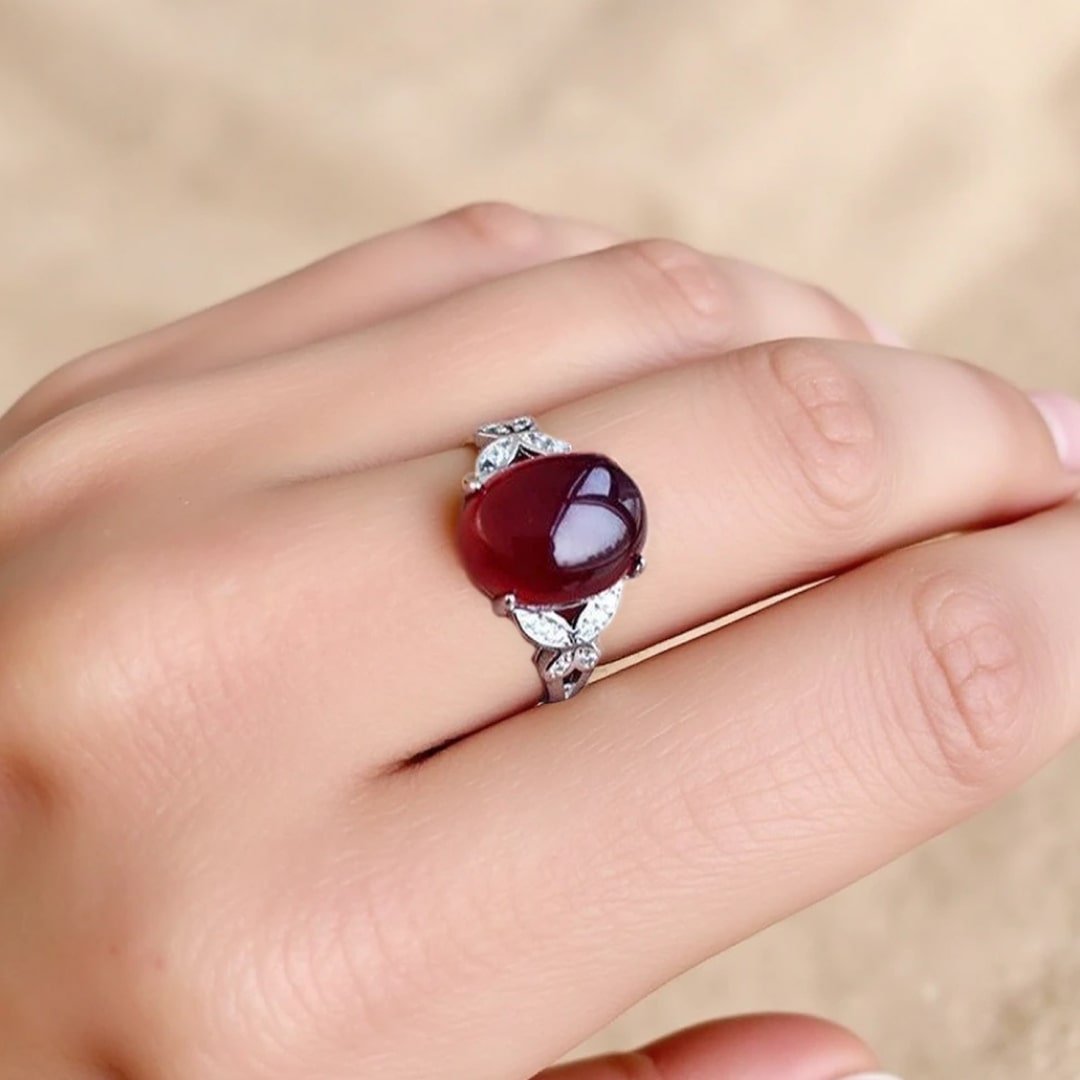 Adjustable "Abundance" Ring in Garnet – Bild 2
