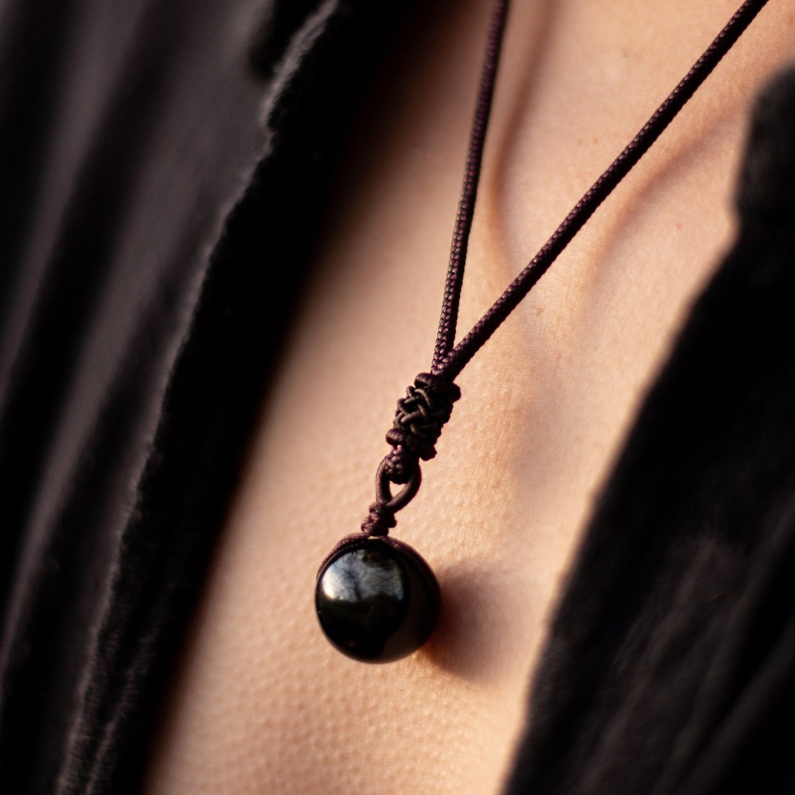 Golden Obsidian "Sphere" Pendant – Bild 2