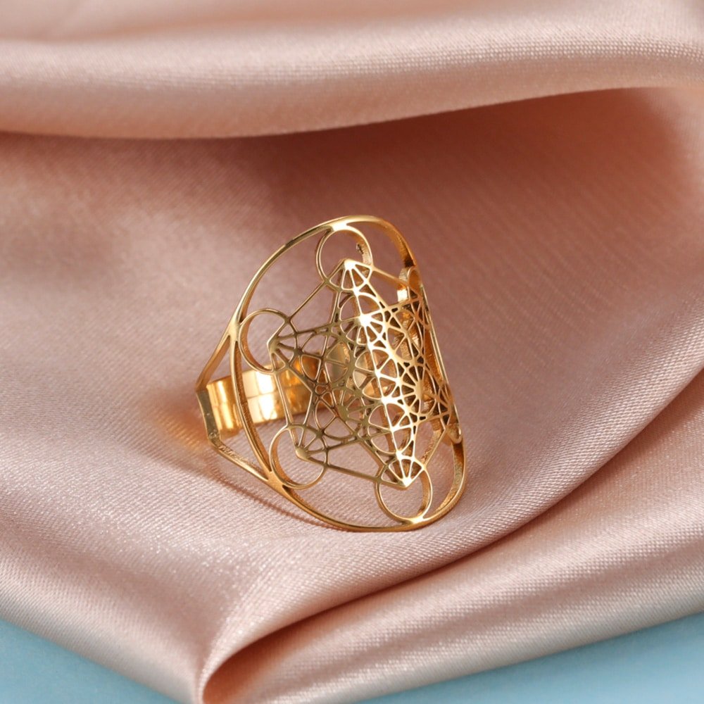 Natuursteen ring met geometrisch ontwerp in roestvrij staal