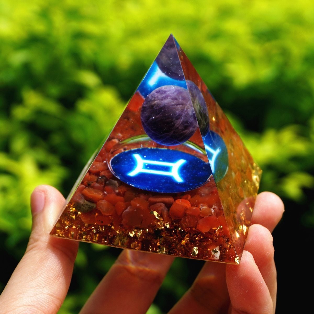 Zodiac Orgone Pyramid - Gemini in Red Agate & Amethyst - Image 5