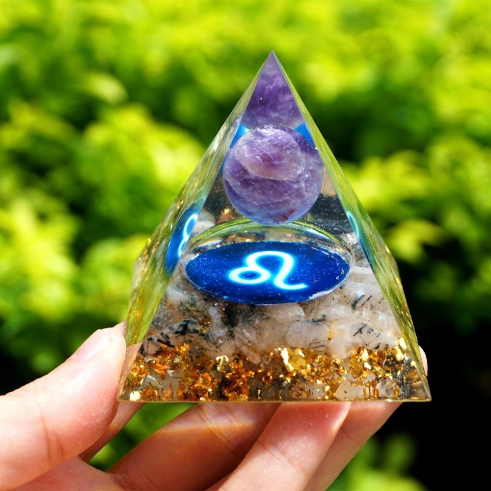Zodiac Orgone Pyramid - Lion in Amethyst & Rutilated Quartz Tourmaline – Bild 2