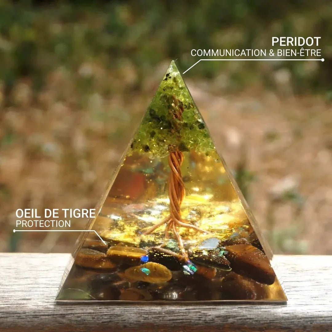 Orgone Pyramid "Surya - Tree of Happiness" in Tiger's Eye & Peridot – Bild 2