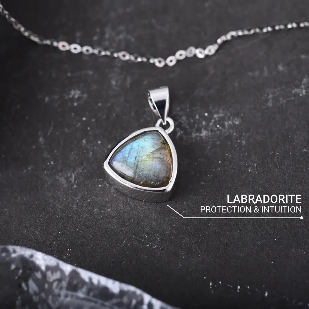 Aura Protector Pendant in Labradorite – Bild 4