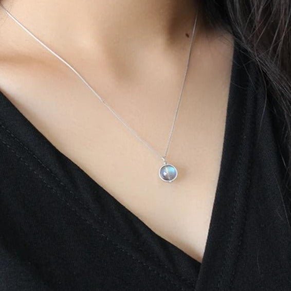 "Fine Pearl" Pendant in Labradorite – Bild 4
